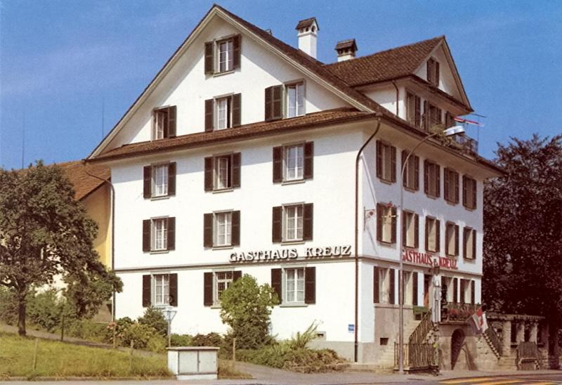 מגן Gasthaus Zum Kreuz מראה חיצוני תמונה